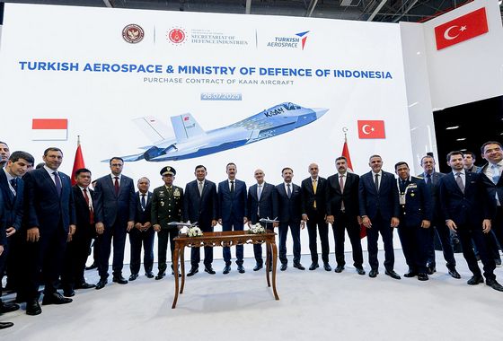 Турция подписала контракт с Индонезией на поставку истребителей KAAN