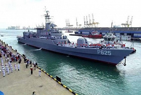 Переданный Китаем Шри-Ланке фрегат класса «Тип-053H2G» прибыл в Коломбо
