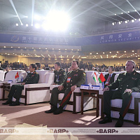 Официальный визит в Китай, чествование военнослужащих срочной военной службы и юбилей Минского СВУ