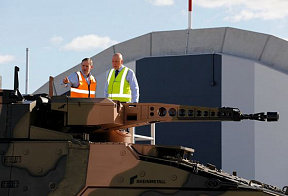 Компания Rheinmetall поставила ВС Австралии первые 25 ББМ «Боксер»