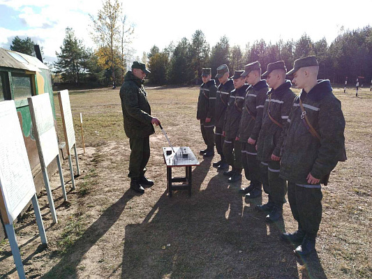 С курсантами Военной академии Республики Беларусь прошло занятие по вождению боевых машин