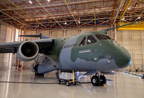 Embraer поставила ВВС Бразилии шестой самолет ВТА C-390 «Миллениум»