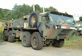 Oshkosh Defense поставит грузовые автомобили HEMTT ВС Египта