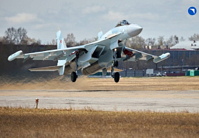 ОАК передала Минобороны РФ партию новых истребителей Су-35С