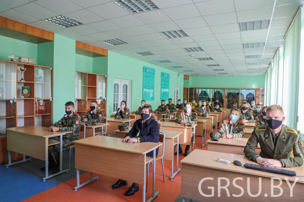 На военном факультете ГрГУ имени Янки Купалы прошел День открытых дверей