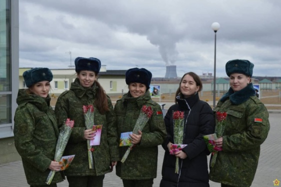 «Принимайте поздравления!»
