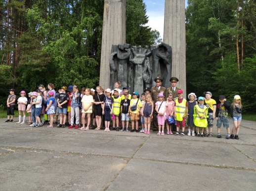 Память священна