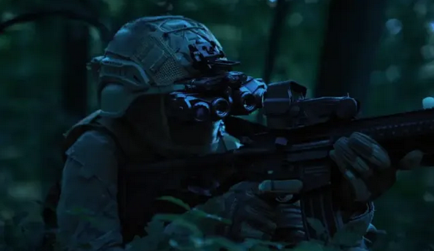 Для французской армии разработаны панорамные очки ночного видения Panoramic с четырьмя окулярами