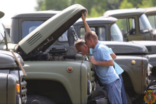 Выставка-продажа военной техники