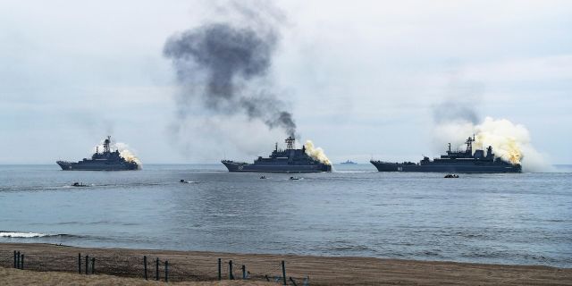 На Балтийском флоте начались учения с привлечением корабельных сил