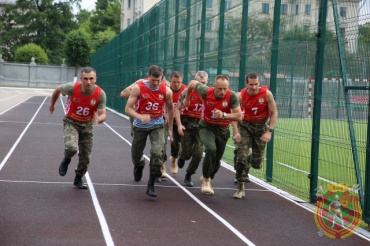 В духе здорового соперничества
