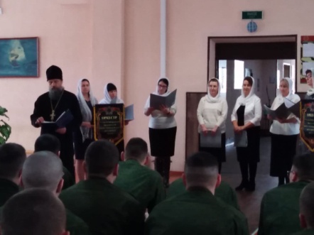 С праздником!