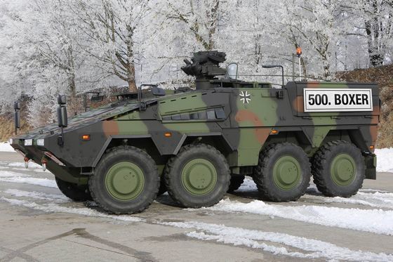 KMW предлагает ББМ «Боксер» СВ Бразилии