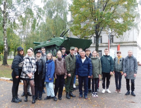 Один день в воинской части