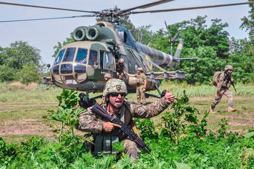 Крупные военные учения пройдут на Украине 17-30 июля
