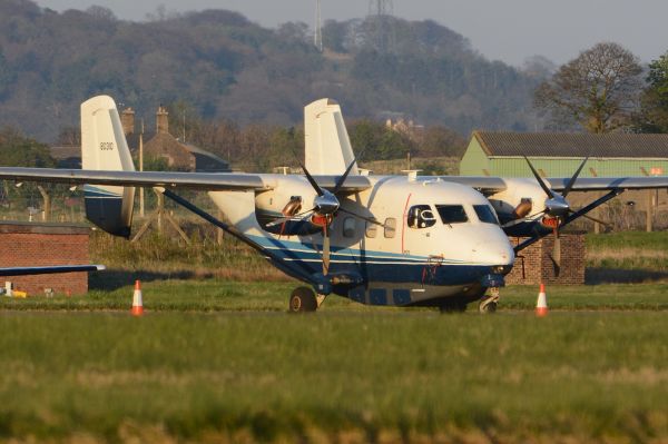 США поставили ВВС Кении второй легкий транспортный самолет C-145A «Скайтрак»
