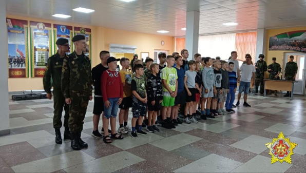 В рамках военно-патриотического воспитания