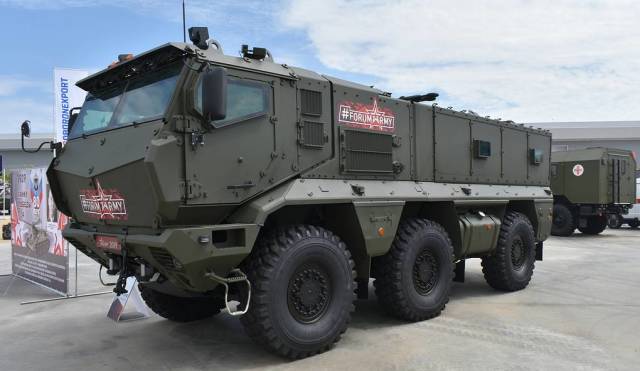 На вооружение разведывательного подразделения ВВО в Бурятии поступили бронеавтомобили «Тайфун»