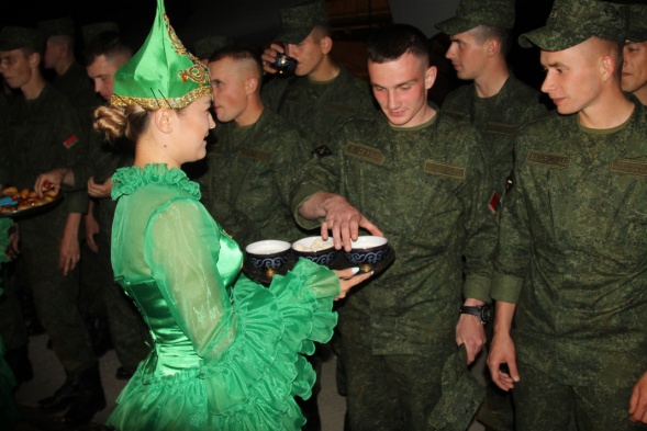 Гвардейский принимает гостей