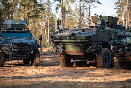 ВС Эстонии получили первые 50 бронемашин турецкого производства