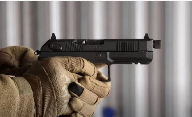 ЦНИИточмаш поставил Минобороны России очередную партию 9-мм самозарядных пистолетов 6П72