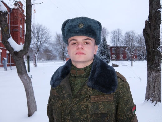 Стал примером для товарищей