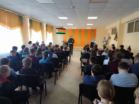 Занятие с учащимися 12 средней школы г.Борисова