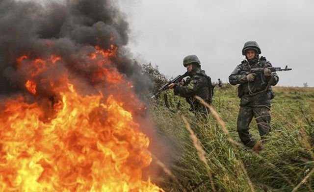 Более 100 единиц инженерной техники Балтфлота вышли на учения под Калининградом