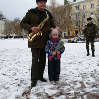 Цветы и искренние поздравления 