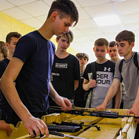 На каникулы… в армию