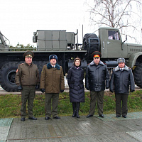 К торжественному маршу!.. 