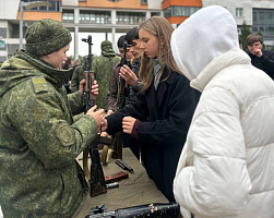 Представители военного факультета в БГУ организовали профориентационные площадки на фестивале «ПервокурсникFEST»