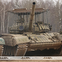 Занятие по огневой подготовке с военнослужащими танкового батальона 120 омбр