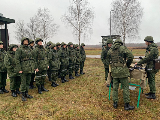 Занятия с военнослужащими нового пополнения