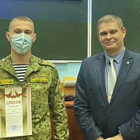 На пьедестале – физики