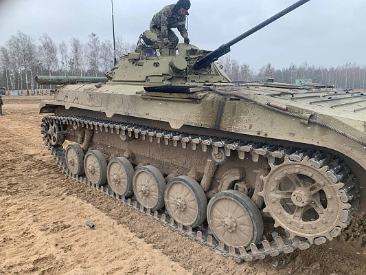 Состязания на лучшие танковый экипаж и экипаж БМП-2 ЗОК