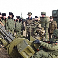 С праздником, зенитчики!