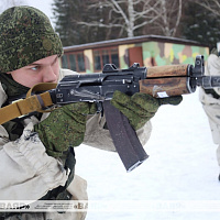 Занятия по огневой подготовке с подразделениями отдельного механизированного батальона 120 омбр