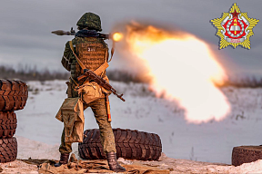 Курсанты совершенствуют свои умения в обращении РПГ-7 на полигоне Военной академии