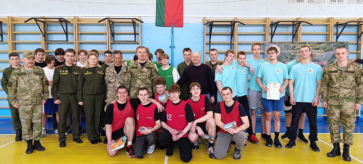 «Аты-баты, буду солдатом!» 