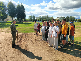 Продолжает работу лагерь «Гвардейцы»