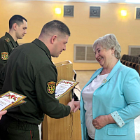 Весенние поздравления от гвардейцев