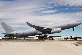Airbus передала НАТО первый транспорт-заправщик A-330 MRTT