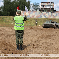 В 72 ОУЦ продолжаются практические занятия по вождению машин