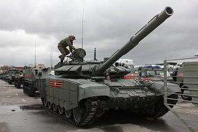 Очередная партия танков Т-72Б3М поступила на вооружение армейского корпуса Балтфлота