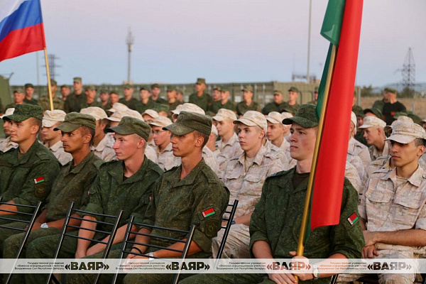 Концерт под открытым небом для участников учения