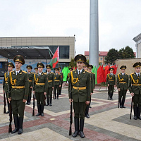 Плац-концерт роты почетного караула военно-транспортного факультета БелГУТа ко Дню народного единства