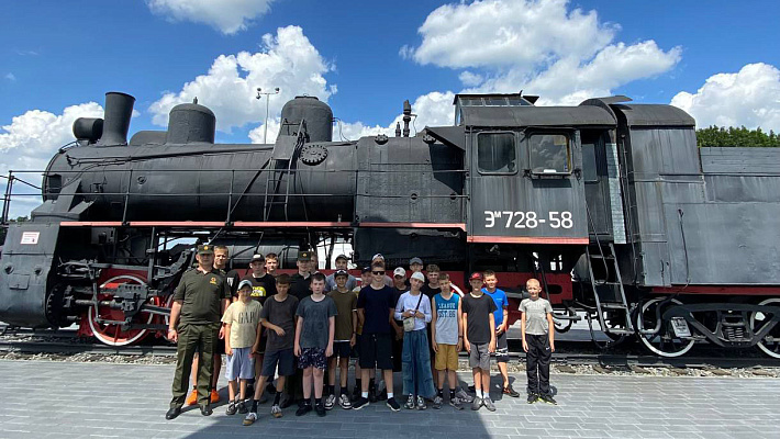 Экскурсия для воспитанников военно-патриотического лагеря 