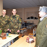 Новый год в казарме – праздник креатива и позитива	