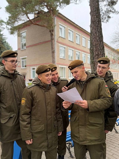 Военнослужащие 361 боо (ЦОВУ) посетили Специальную школу-интернат №10 г. Минска